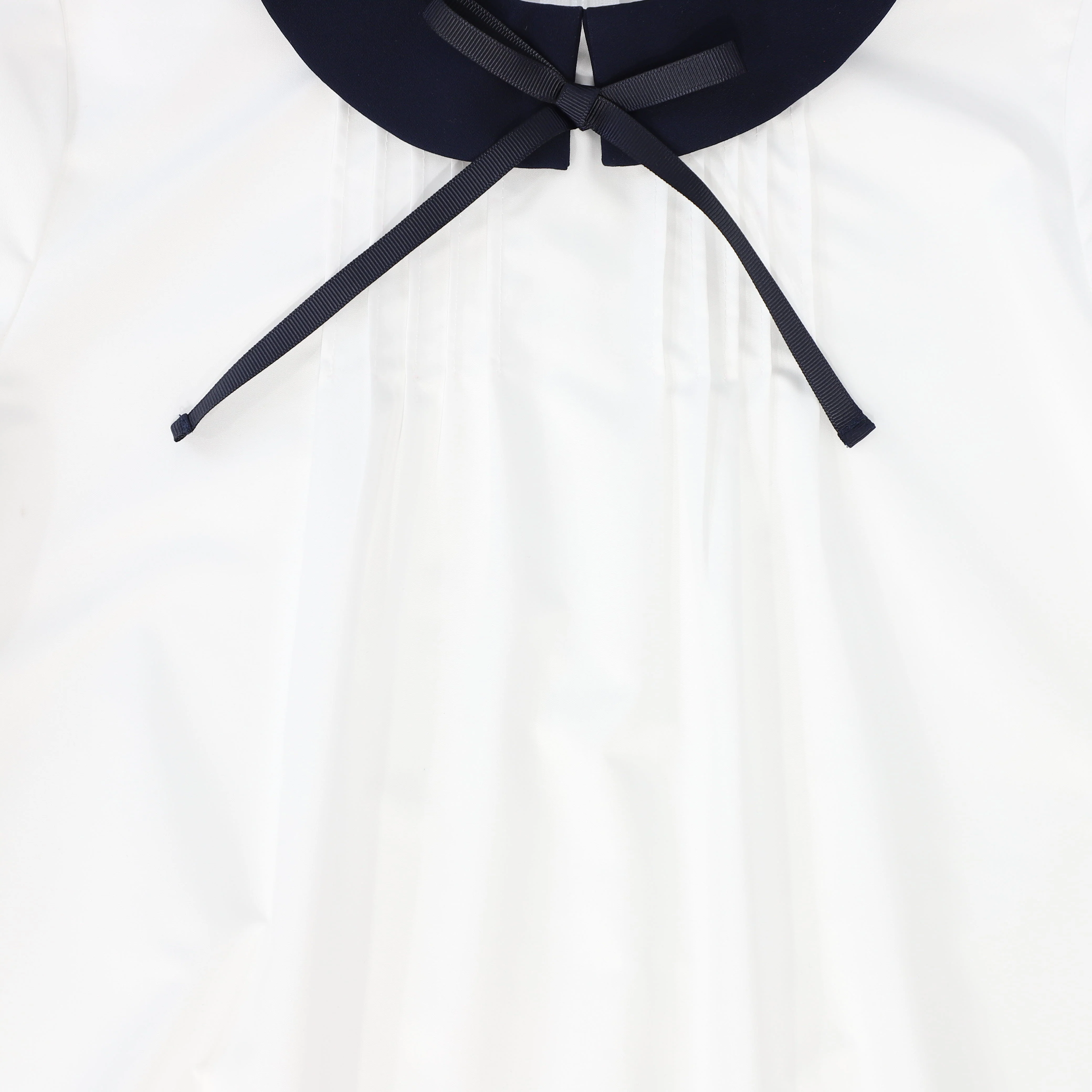 BACE COLLECTION IVORY/NAVY TRIM COLLAR BLOUSE [FINAL SALE] - Image 3