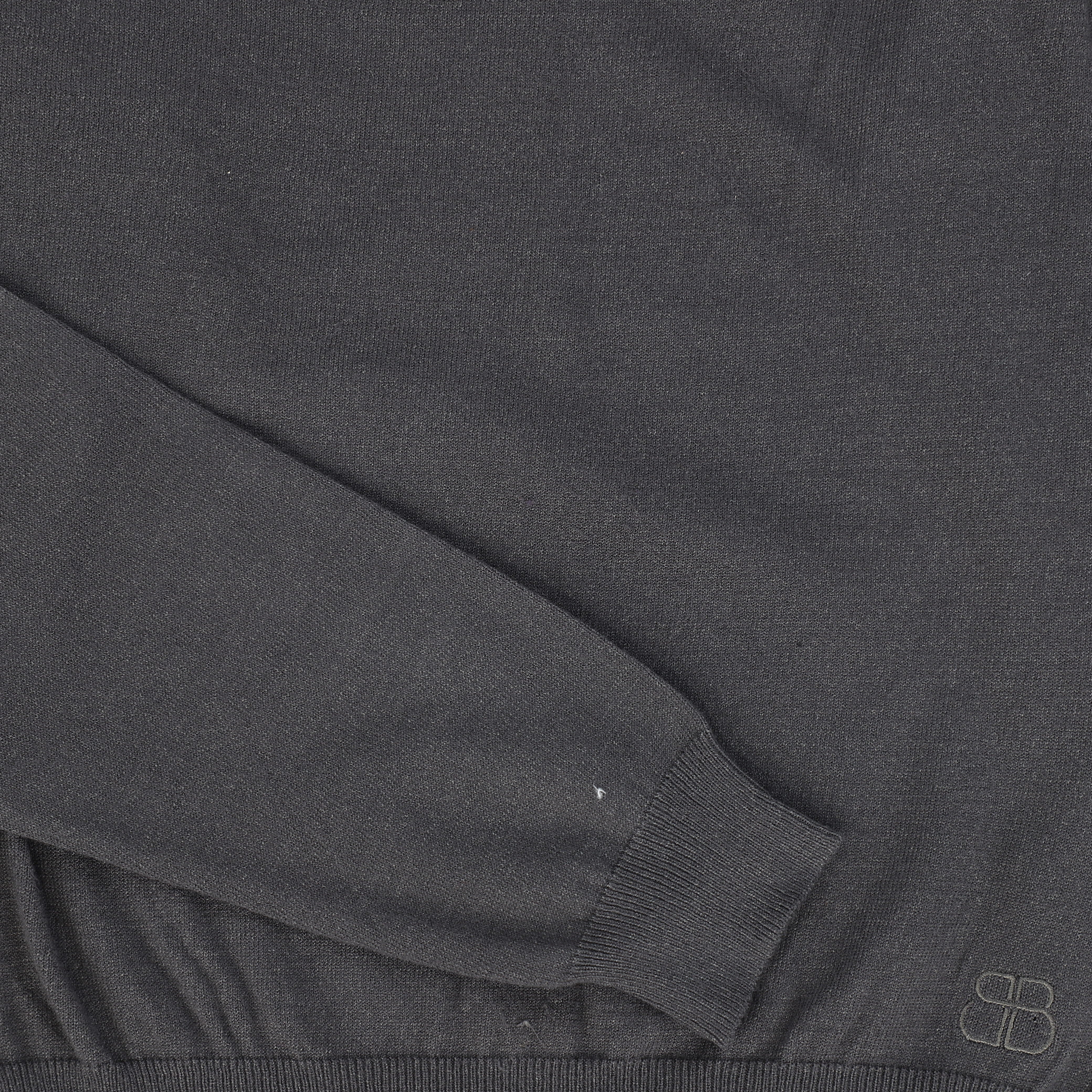 BAMBOO CHARCOAL KNIT EMBLEM SWEATER [FINAL SALE] - Image 3