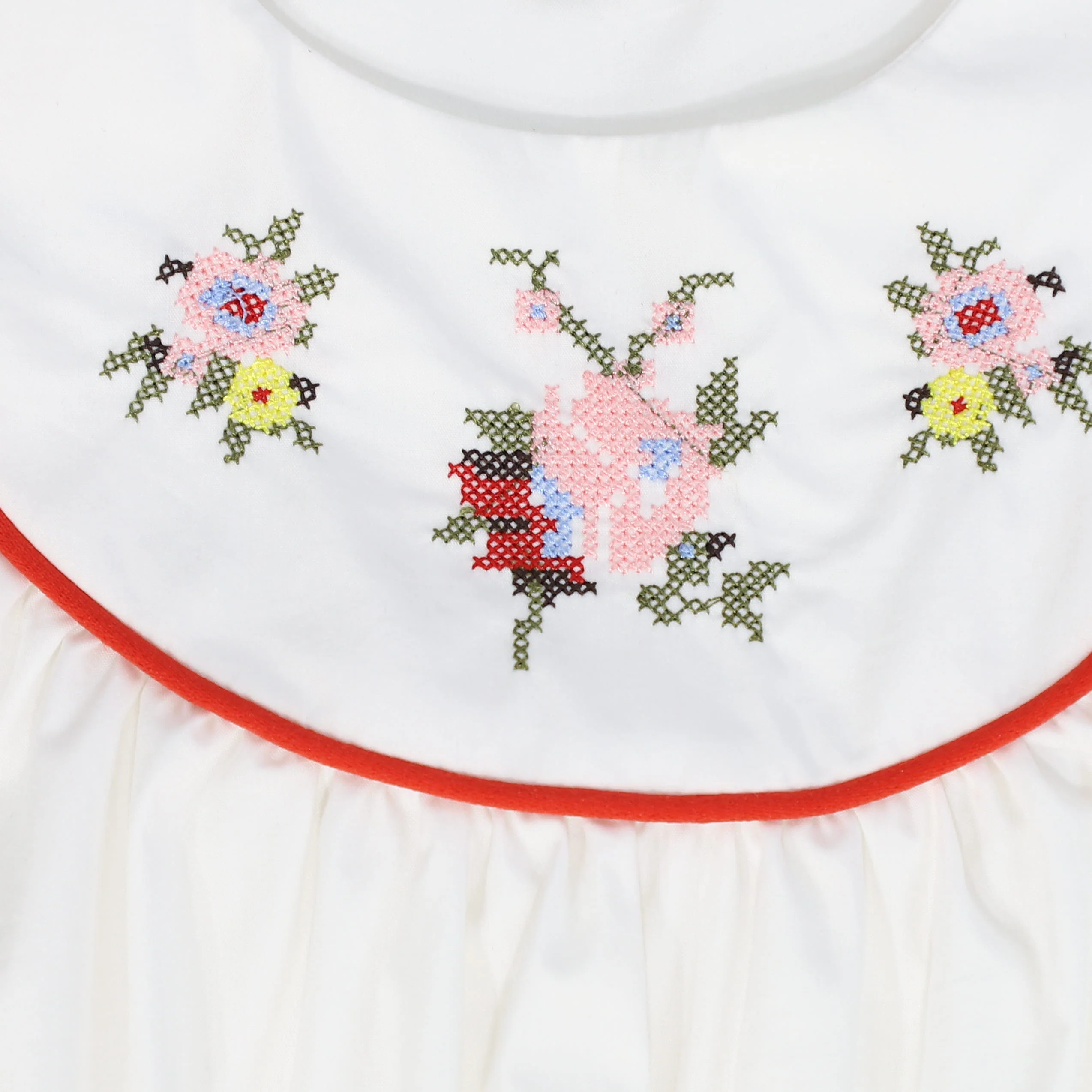 BAMBOO WHITE EMBROIDERED PIPED TRIM JUMPER [FINAL SALE] - Image 3