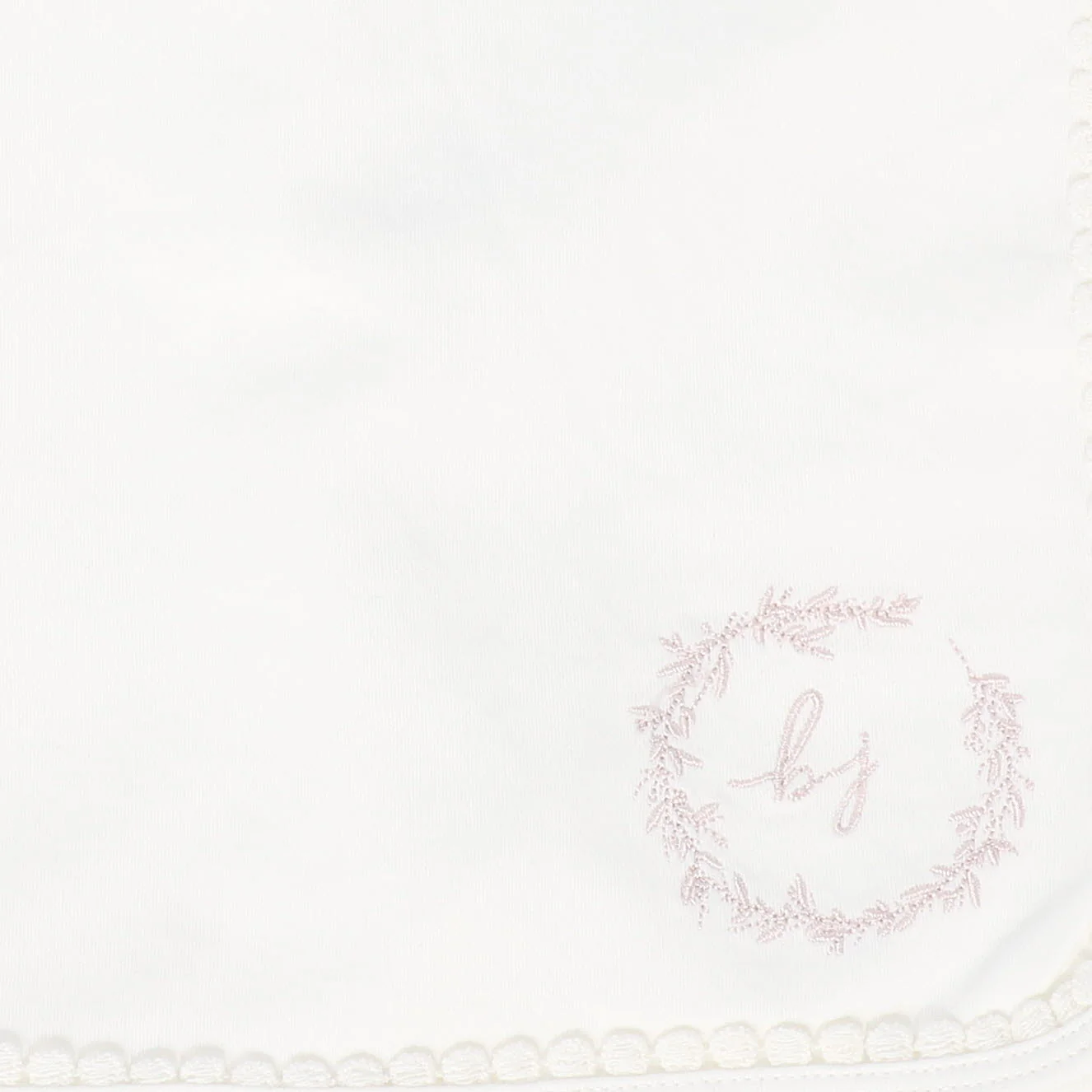 BEBE JOLEE WHITE/PINK EMBROIDERED TRIM BLANKET - Image 2