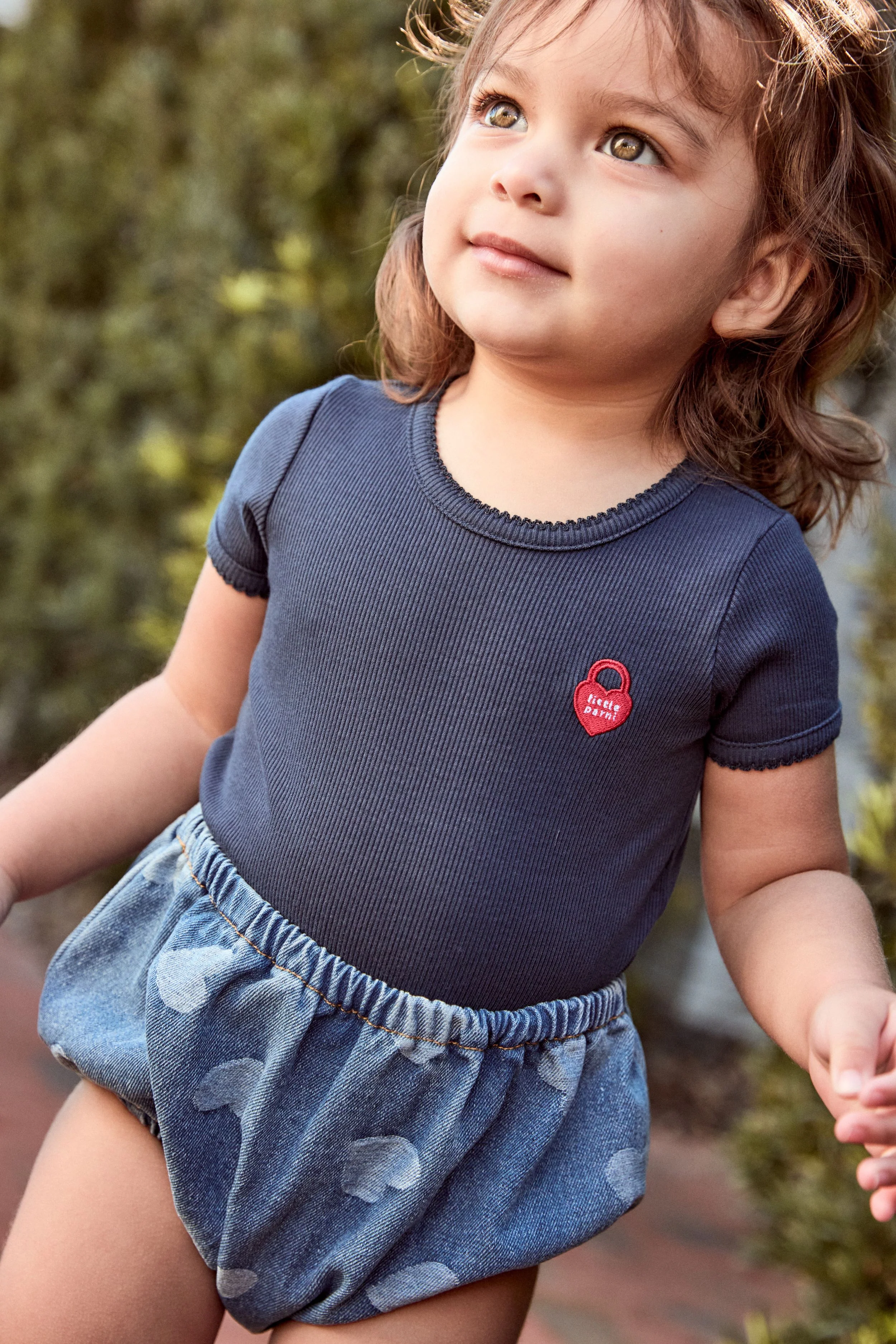 LITTLE PARNI NAVY TRIM ONESIE [FINAL SALE] - Image 2