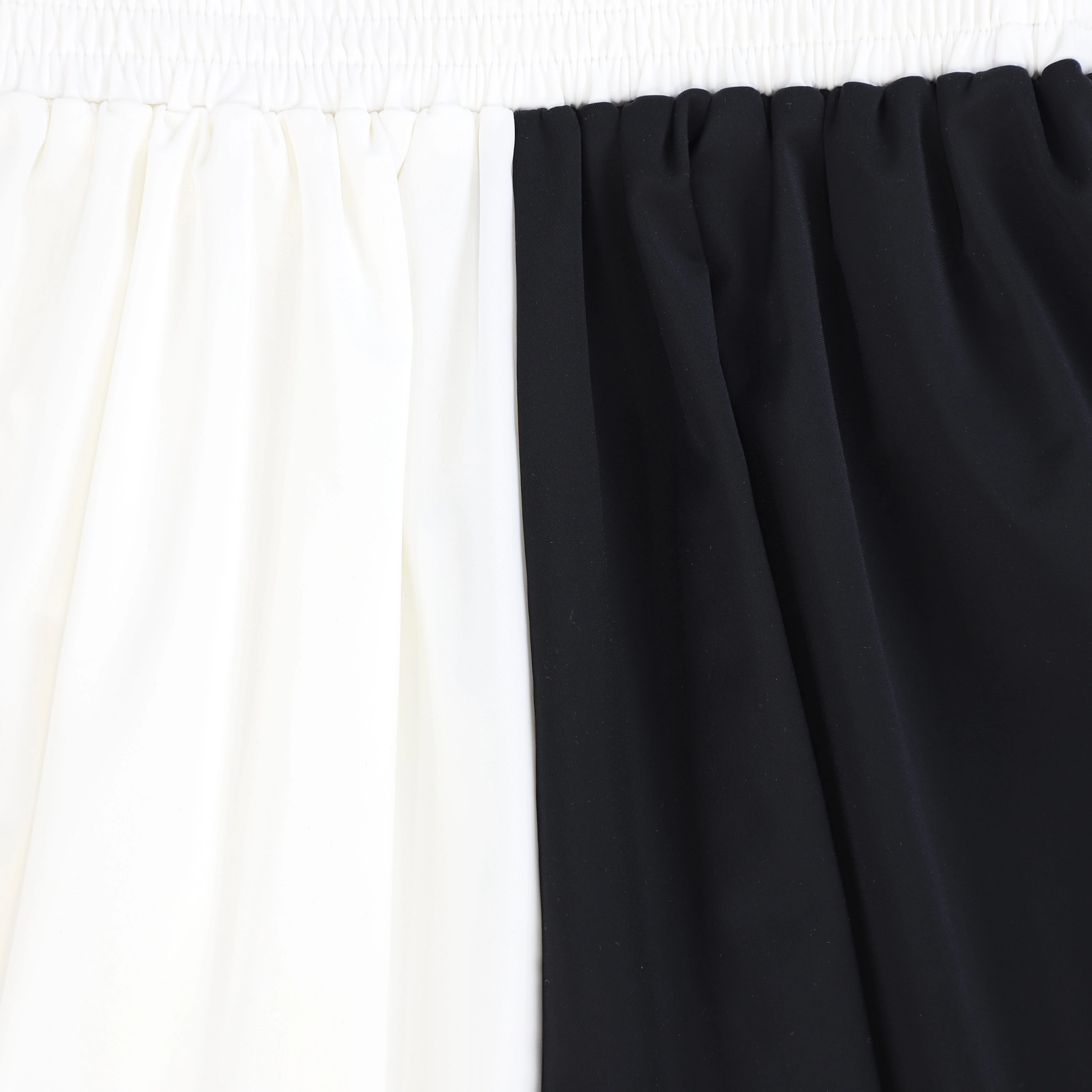 WATER CLUB BLACK/WHITE COLORBLOCK SWIM SKIRT [FINAL SALE] - Image 3